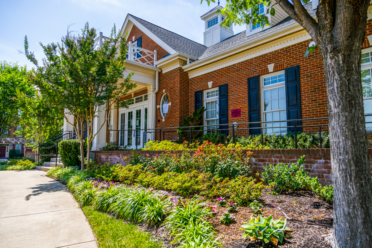 Moorefield Green HOA landscape enhancment plants 