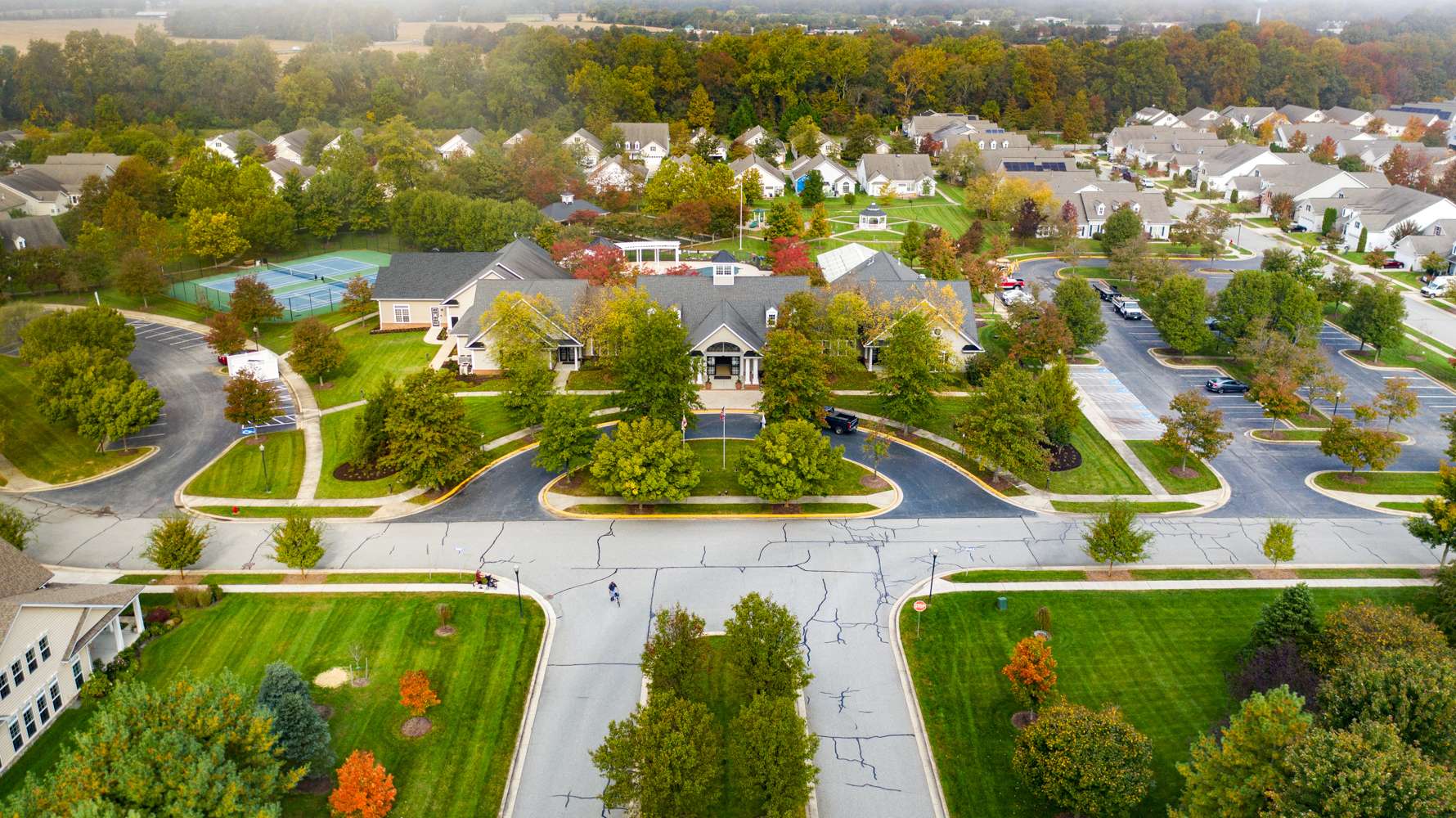 LevelGreen2020 Aerial HOA parking lot Clubhouse houses tennis courts entrance gazebo