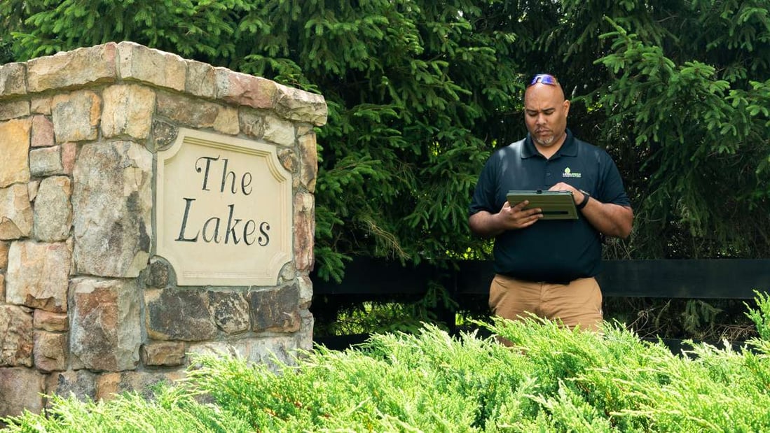 Loudoun Meadows HOA commercial landscaping branch manager site inspection device 3