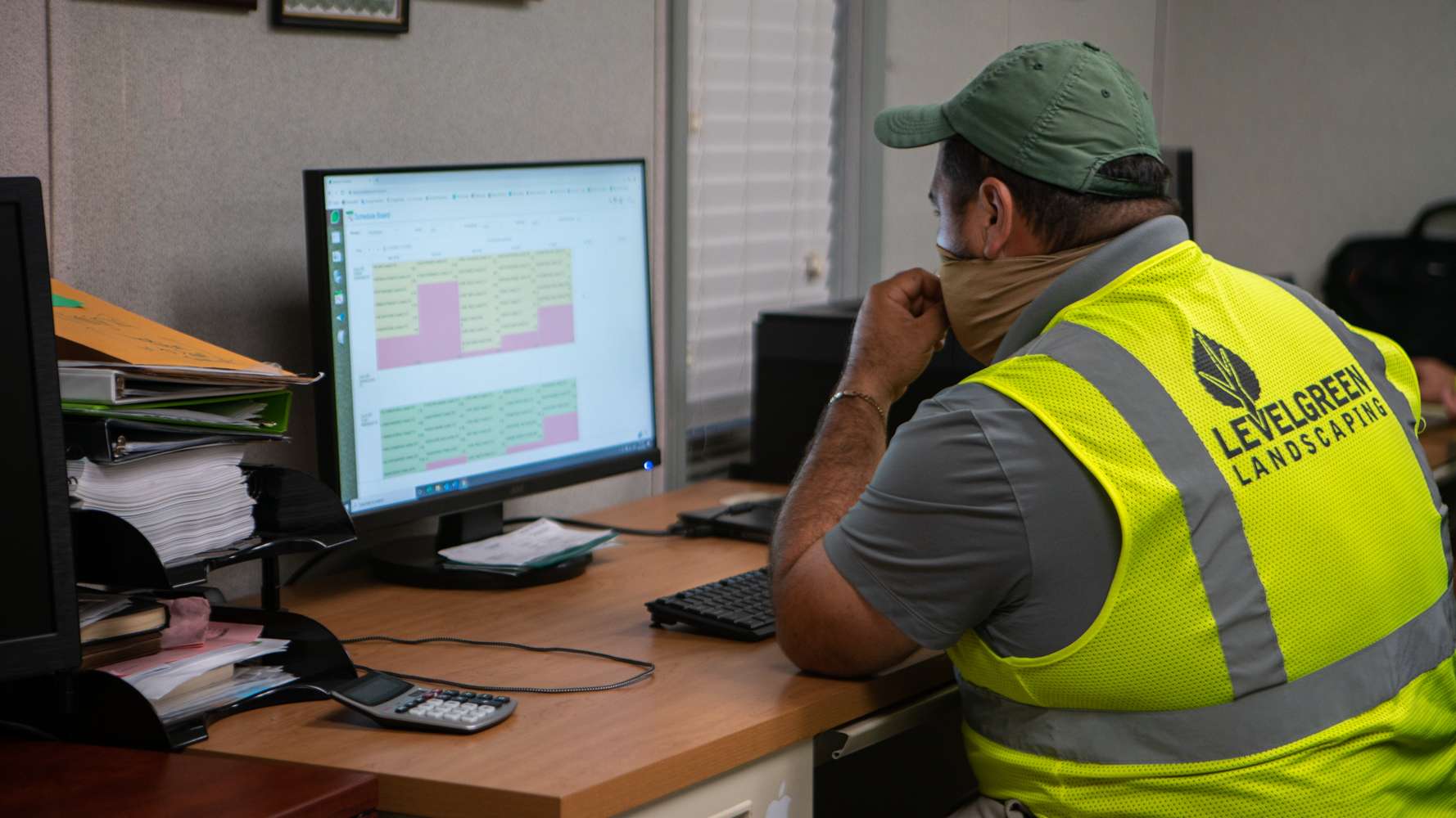 LevelGreen Account Manager Crew Office Computer