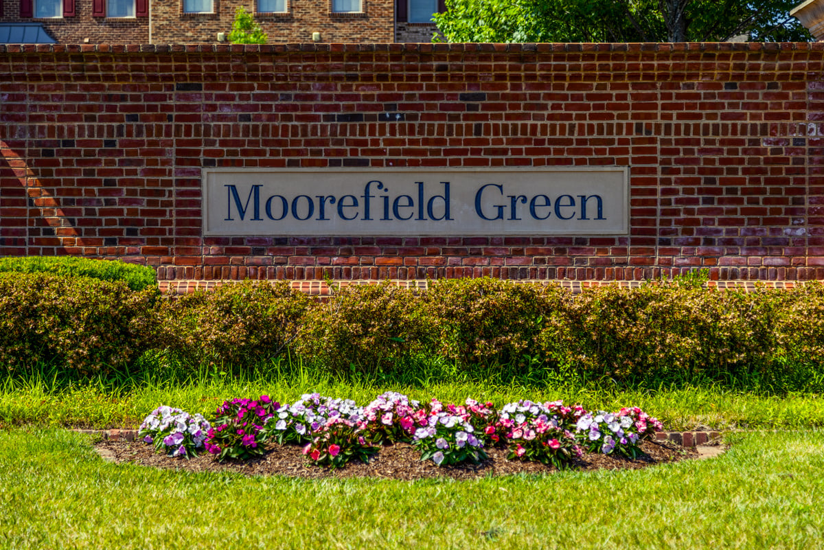 moorefield Green Entrance sign 