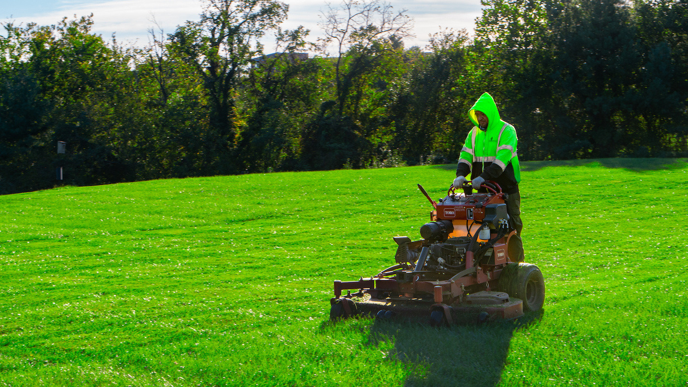 Hidden Bloff HOA crew mowing 3
